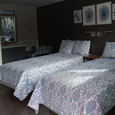 Hotel Lake Anna Glenora Extérieur photo