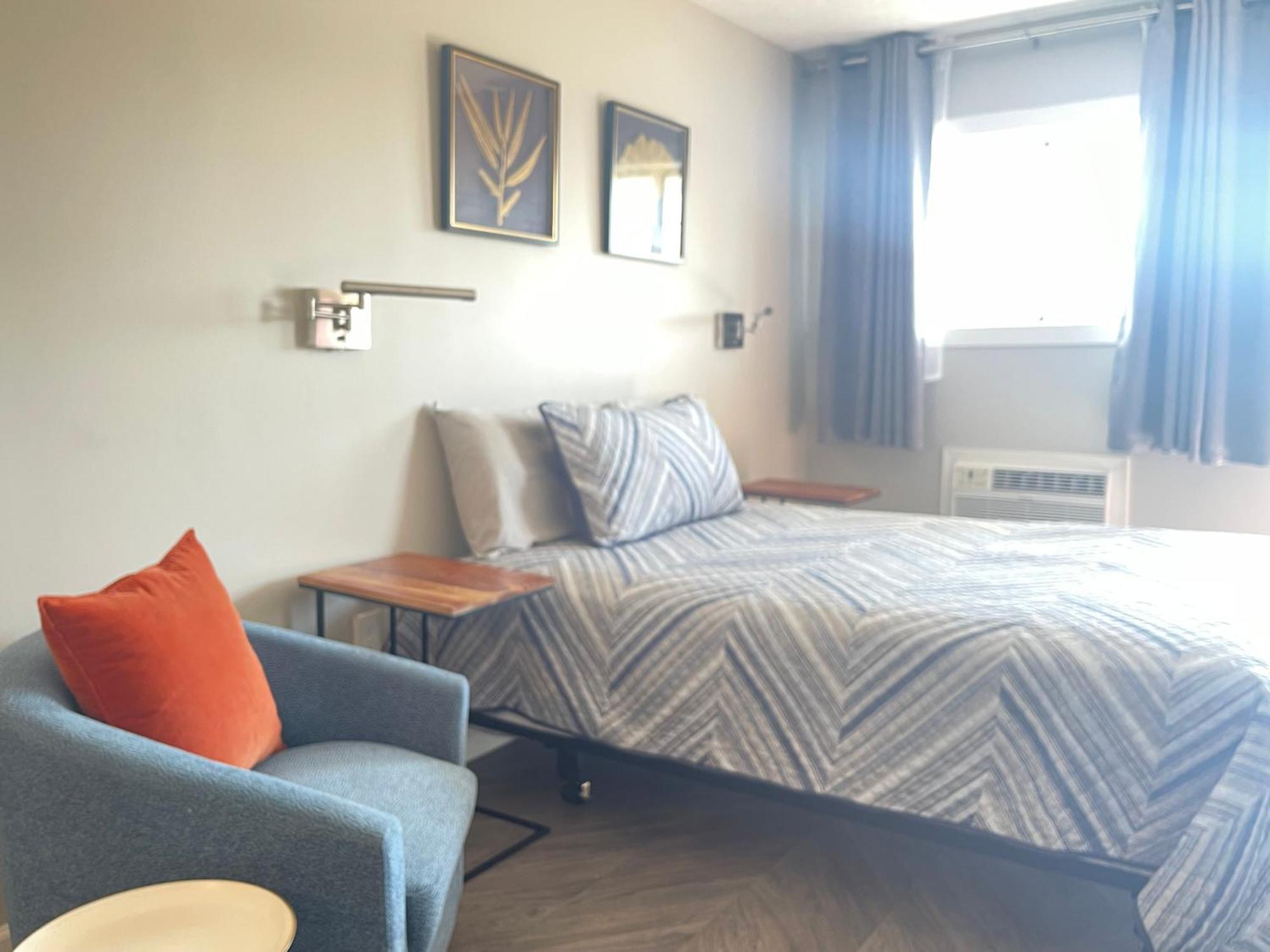 Hotel Lake Anna Glenora Extérieur photo