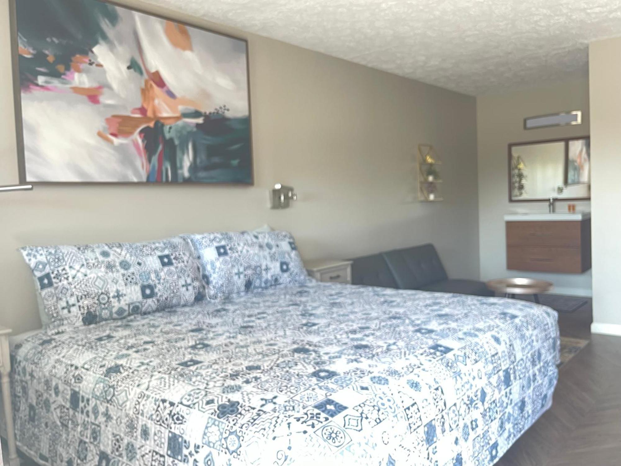 Hotel Lake Anna Glenora Extérieur photo