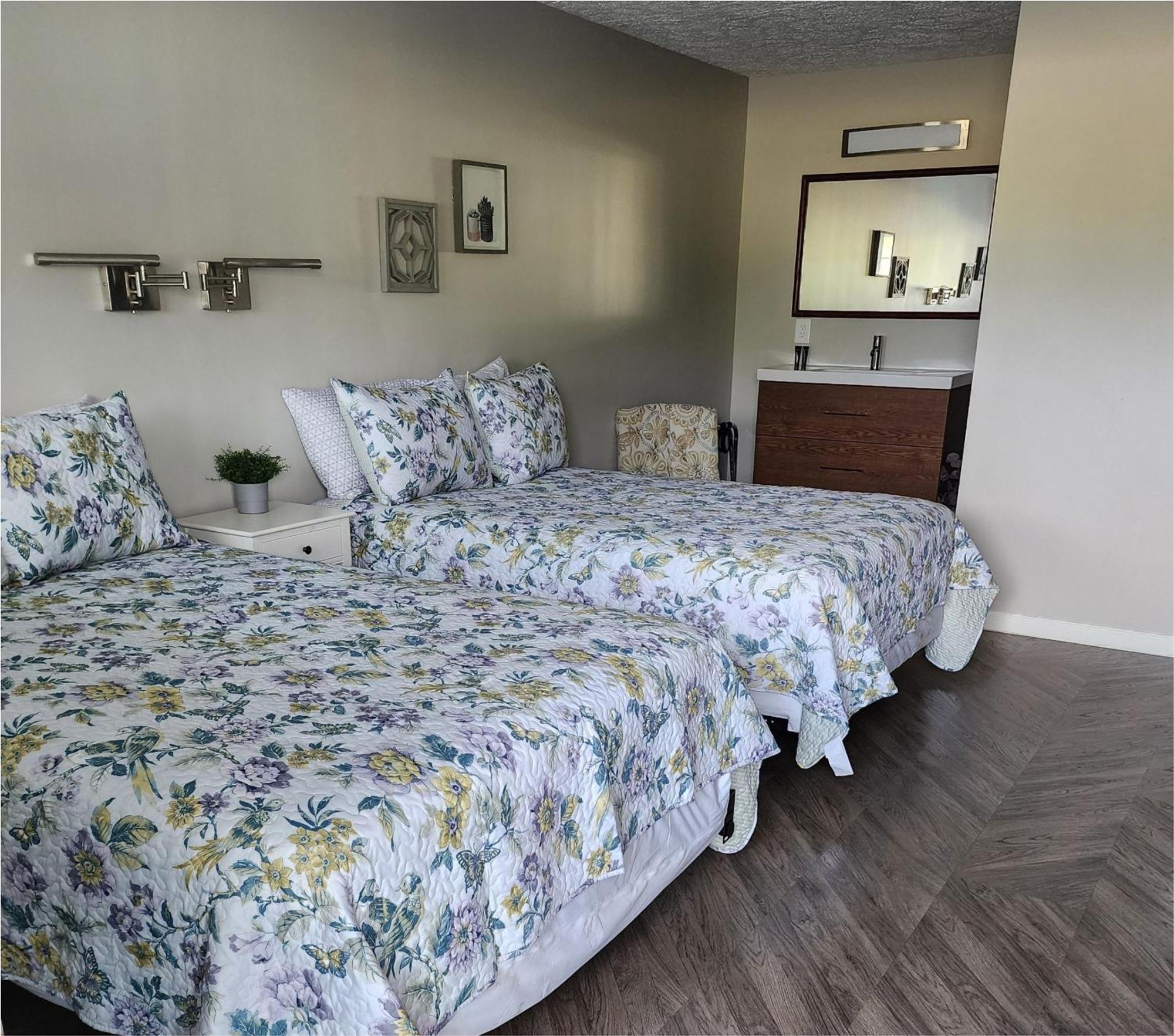 Hotel Lake Anna Glenora Extérieur photo
