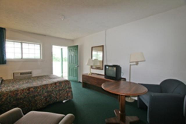 Hotel Lake Anna Glenora Chambre photo