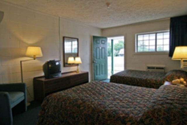 Hotel Lake Anna Glenora Chambre photo