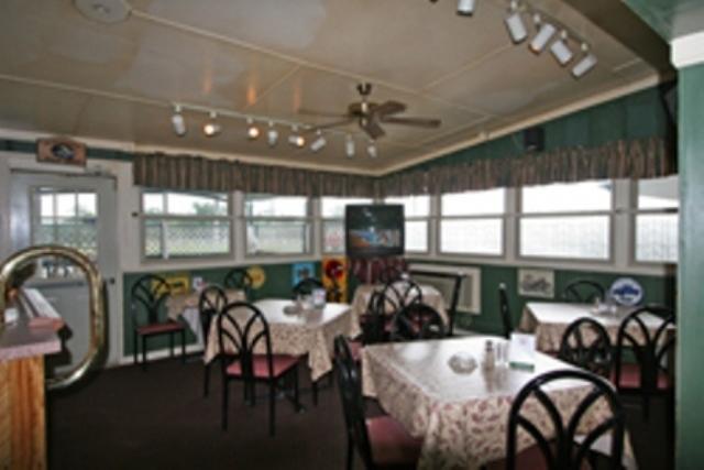 Hotel Lake Anna Glenora Extérieur photo