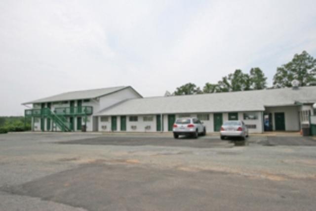 Hotel Lake Anna Glenora Extérieur photo
